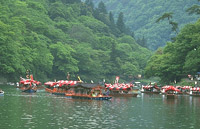 Boote in Arashiyama